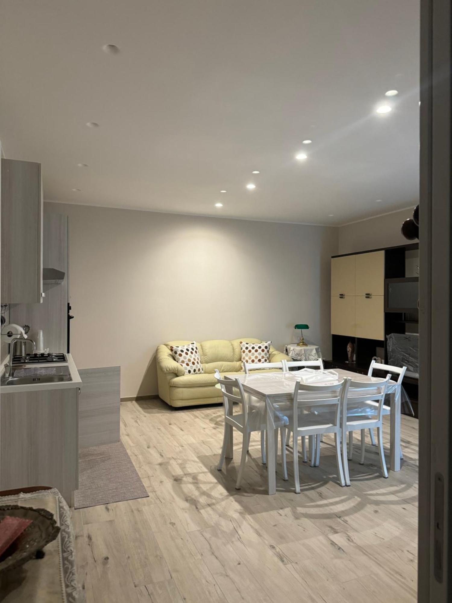 Casa Erminia Apartment Caserta Ngoại thất bức ảnh