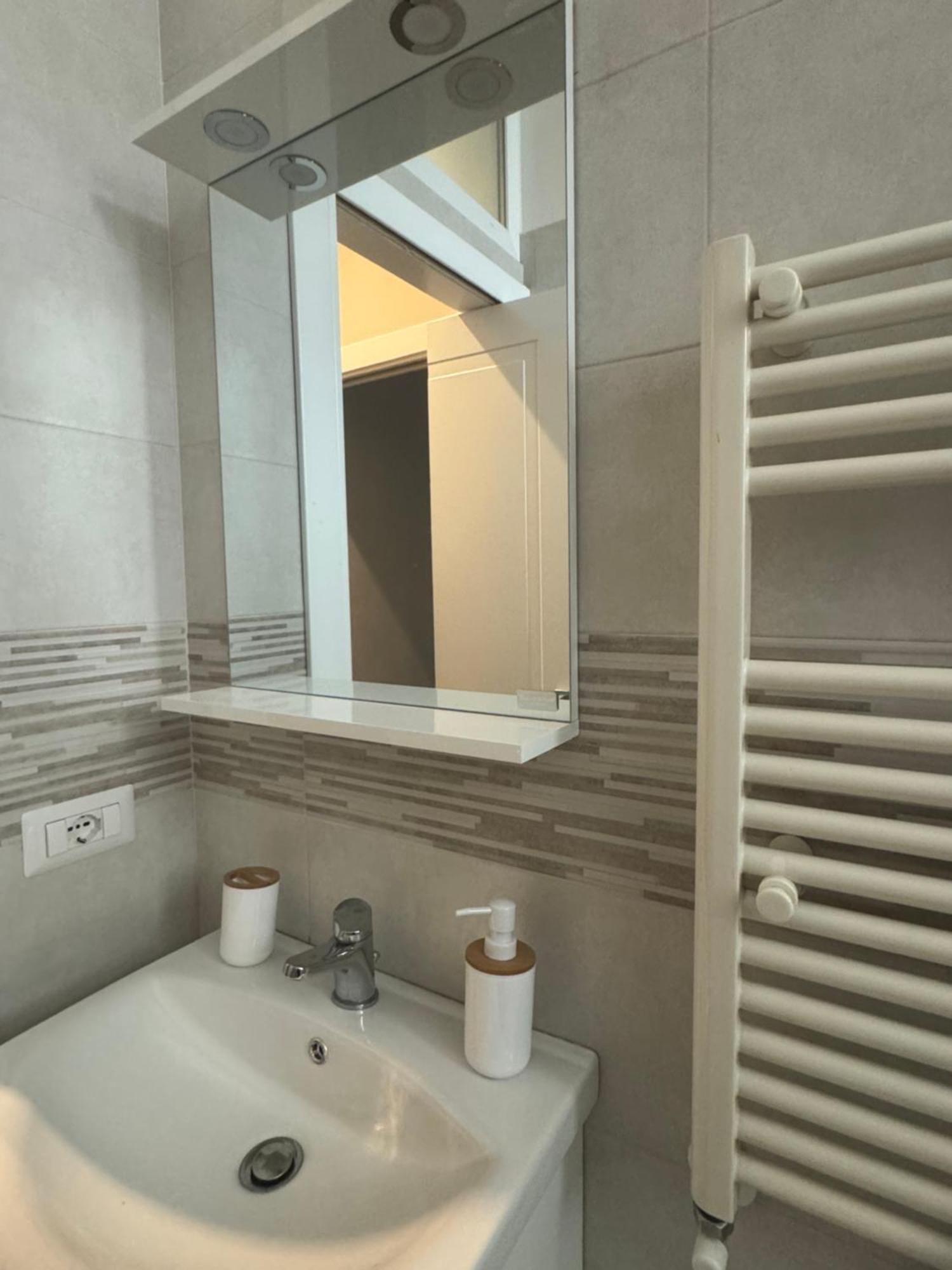 Casa Erminia Apartment Caserta Ngoại thất bức ảnh