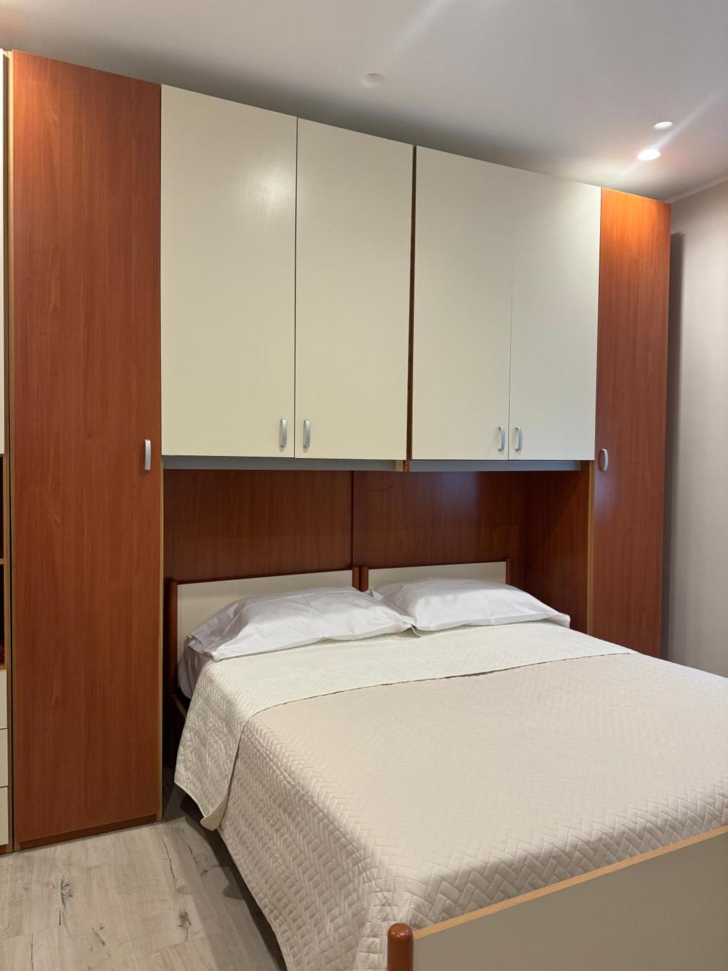 Casa Erminia Apartment Caserta Ngoại thất bức ảnh